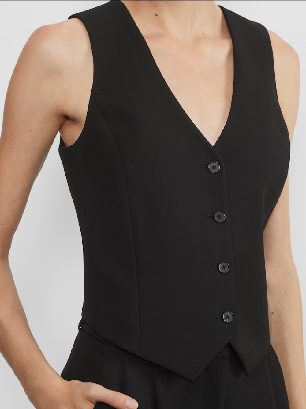NEW - Aritzia Babaton Deniro Vest Size 4